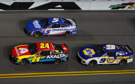 William Byron (24) leads Kyle Larson (5) and Chase Elliott (9) during Duel 1 at Daytona. Source: Imagn